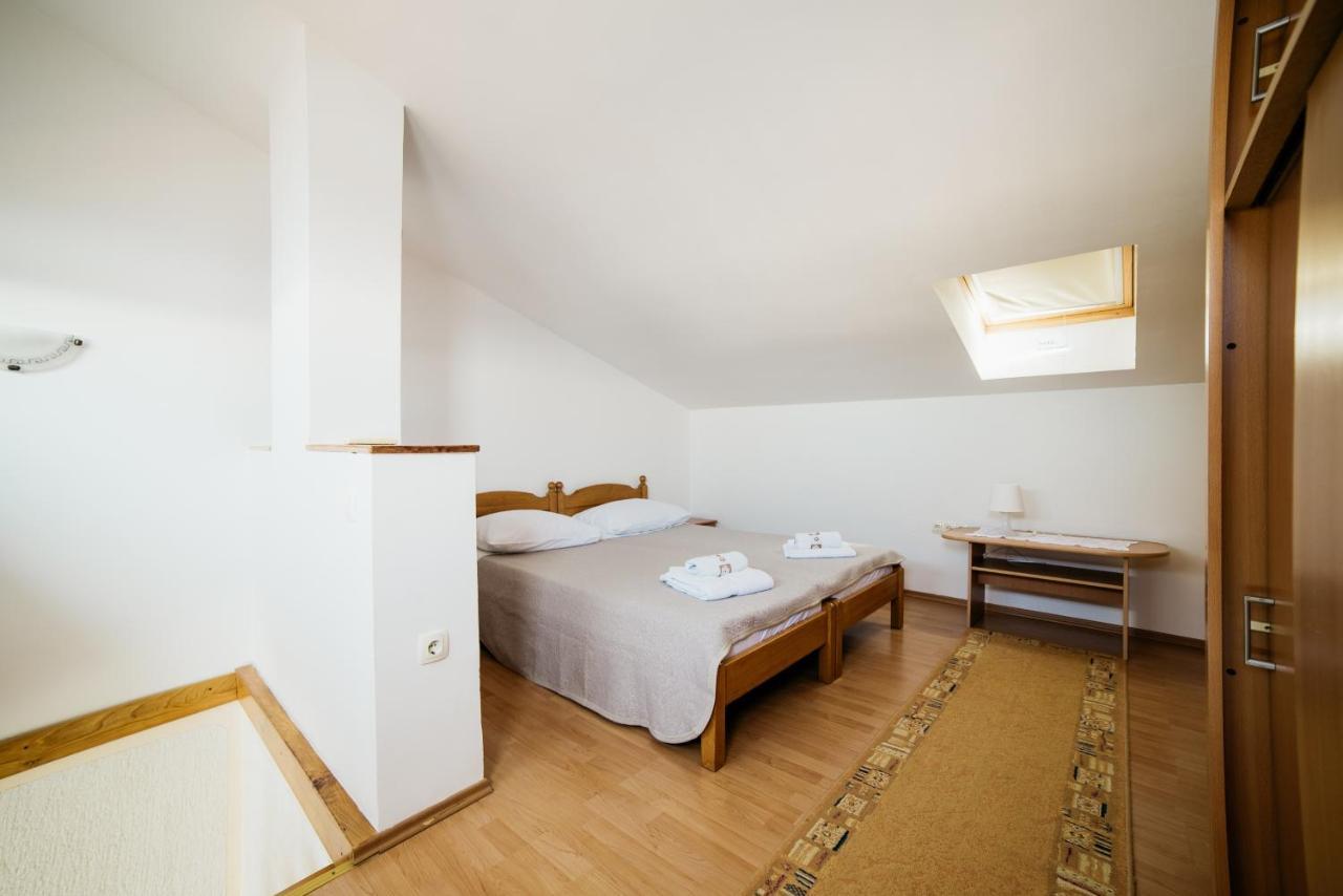 Apartment Selce 5206A Exterior photo